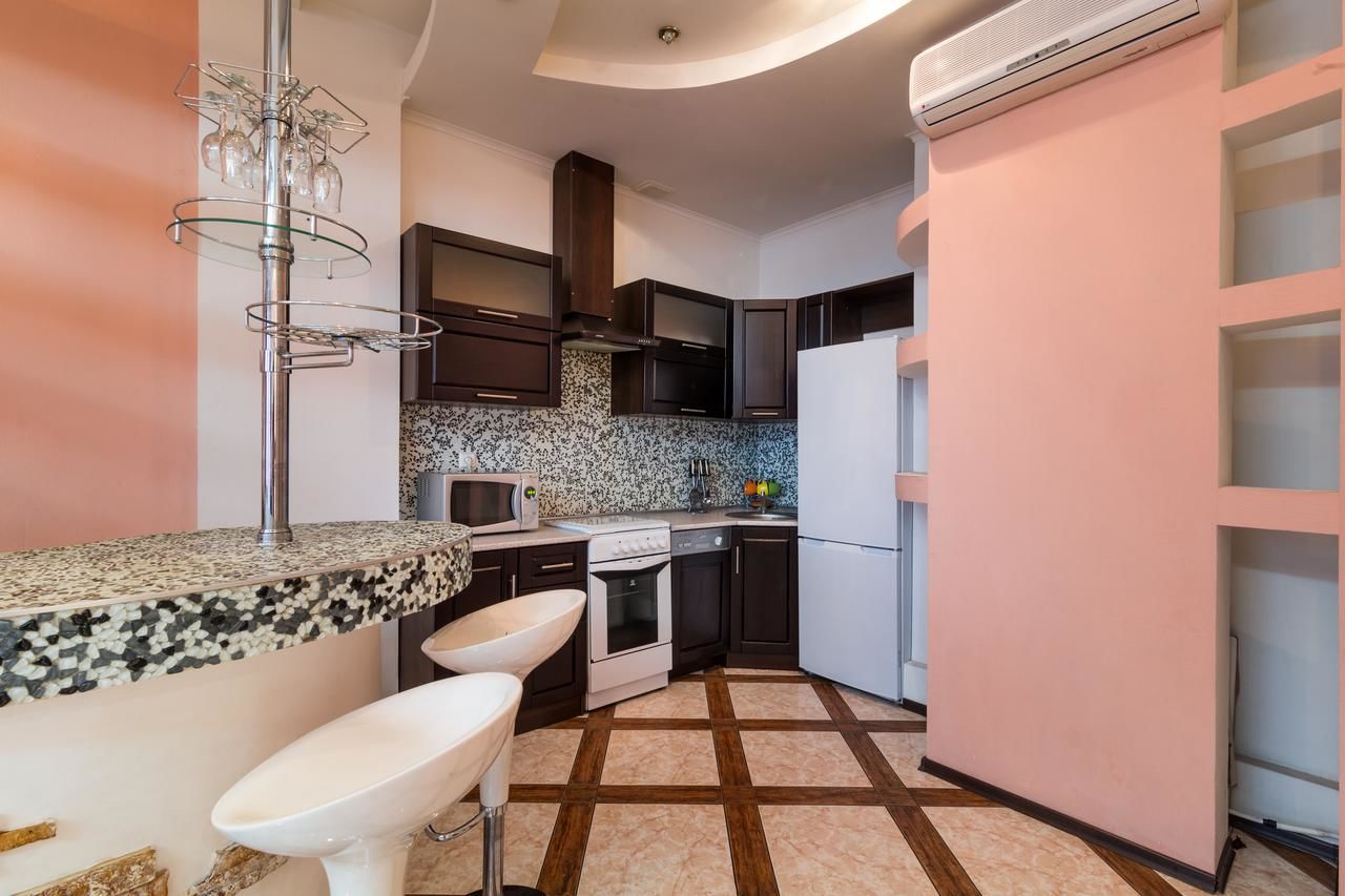 Апартаменты Lux near Most City with panoramic windows Днепр-10